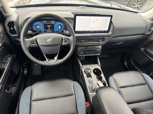 Used 2025 Ford Bronco Sport Outer Banks w/ Outer Banks Tech Package+ image 10