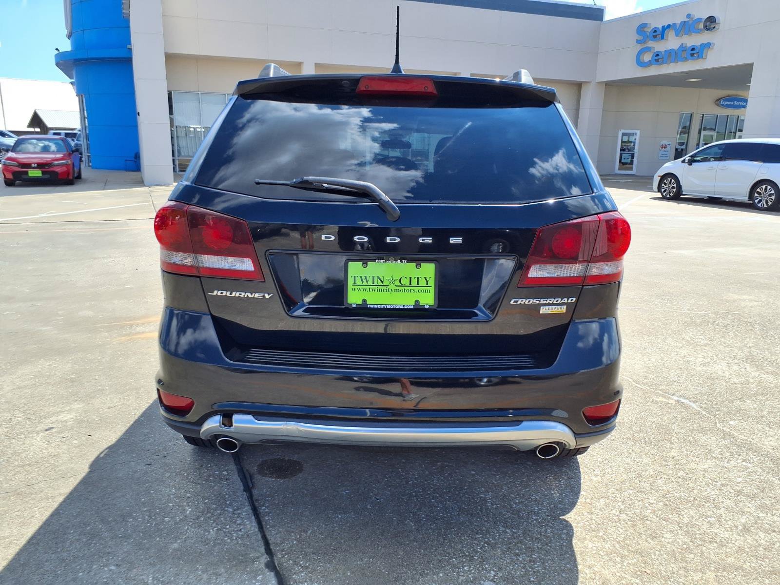 Used 2018 Dodge Journey Crossroad FWD image 6