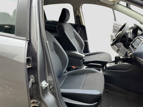 Certified 2023 Nissan Versa SV image 29