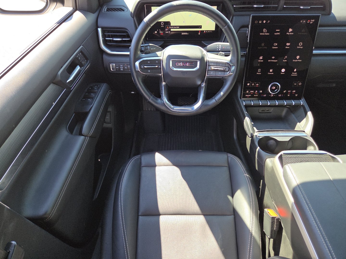 Used 2025 GMC Terrain Elevation w/ Elevation Premium Package AWD/4WD image 24