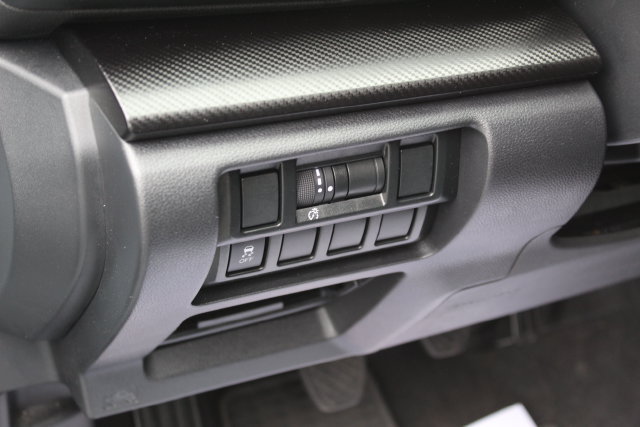 Used 2019 Subaru Crosstrek 2.0i AWD/4WD image 18