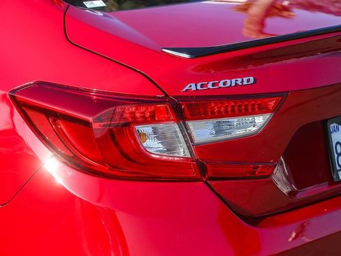 Used 2022 Honda Accord Sport Special Edition image 9