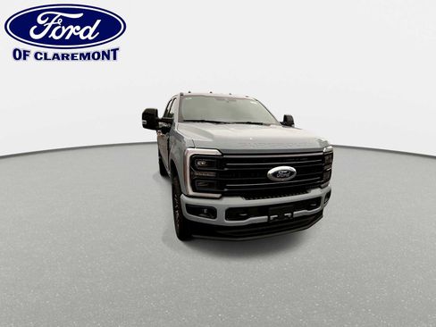 New 2026 Ford F250 Platinum AWD/4WD image 2
