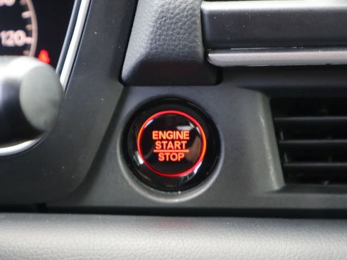 Certified 2023 Honda Pilot Touring image 28