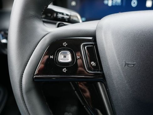 Used 2024 Lincoln Corsair Reserve image 33