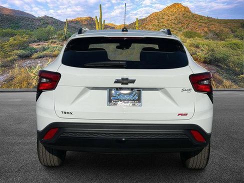 Used 2024 Chevrolet Trax RS w/ Driver Confidence Package image 6