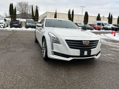 Used 2018 Cadillac CT6 Luxury image 8