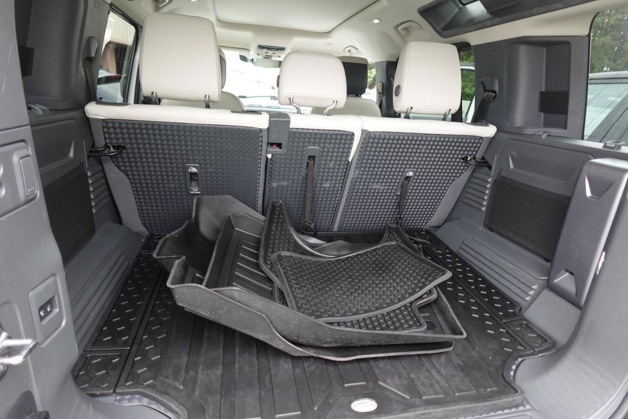 Used 2023 Land Rover Defender 110 SE AWD/4WD image 22