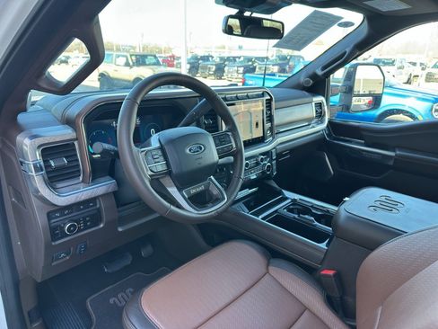 Used 2024 Ford F350 King Ranch image 17