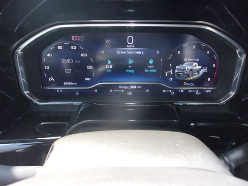 Used 2024 Chevrolet Silverado 2500 LT AWD/4WD image 19