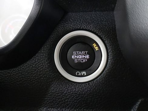 Used 2019 RAM 1500 Big Horn AWD/4WD image 36