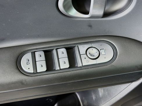 Used 2024 Hyundai Ioniq 5 SEL RWD image 15