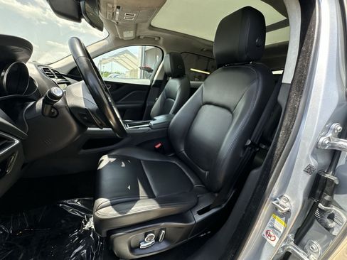 Used 2020 Jaguar F-PACE Premium AWD/4WD image 21