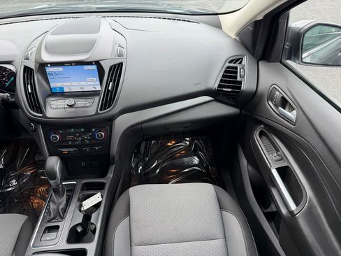 Used 2019 Ford Escape SE FWD image 23