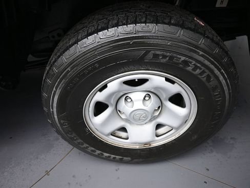 Certified 2021 Toyota Tacoma SR image 15