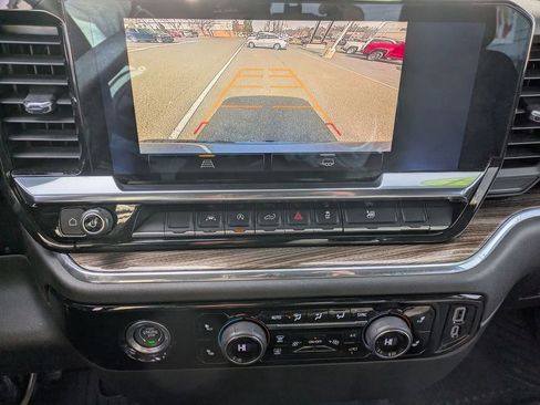 Used 2024 Chevrolet Silverado 1500 RST AWD/4WD image 17