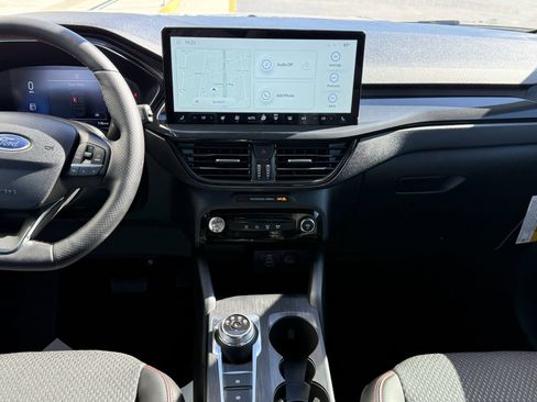 New 2026 Ford Escape ST-Line w/ Tech Pack #1 AWD/4WD image 12