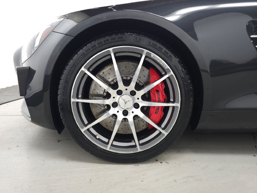 Used 2017 Mercedes-Benz AMG GT S image 31