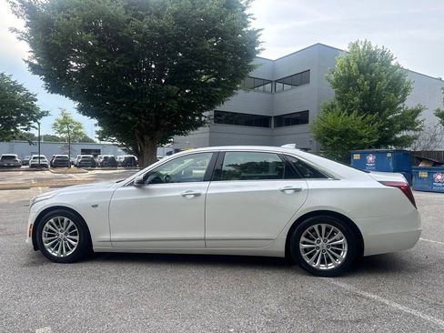 Used 2018 Cadillac CT6 2.0T RWD image 7
