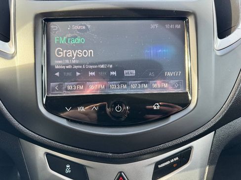 Used 2015 Chevrolet Trax LT FWD image 18