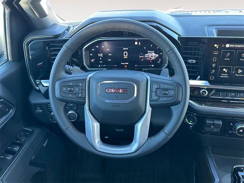 New 2026 GMC Sierra 1500 Elevation image 12