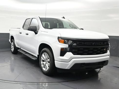 Used 2023 Chevrolet Silverado 1500 Custom RWD image 8