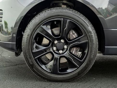 Used 2020 Land Rover Range Rover Long Wheelbase HSE image 11