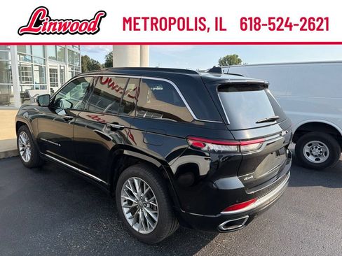 Used 2025 Jeep Grand Cherokee Summit AWD/4WD image 2