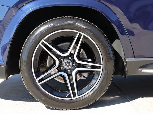 Used 2021 Mercedes-Benz GLS 580 4MATIC image 60