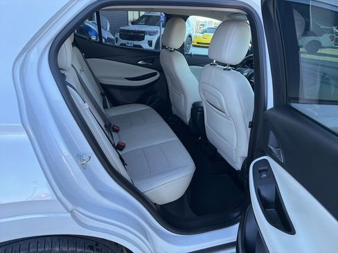 Used 2022 Buick Encore GX Essence w/ Sport Touring Package FWD image 24