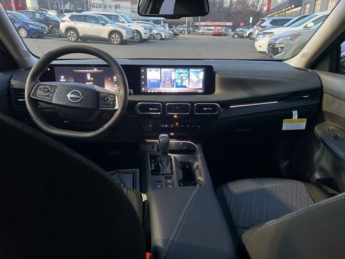 New 2026 Nissan Sentra SV w/ SV Convenience Package FWD image 31