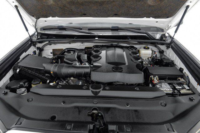 Used 2020 Toyota 4Runner TRD Off-Road AWD/4WD image 53