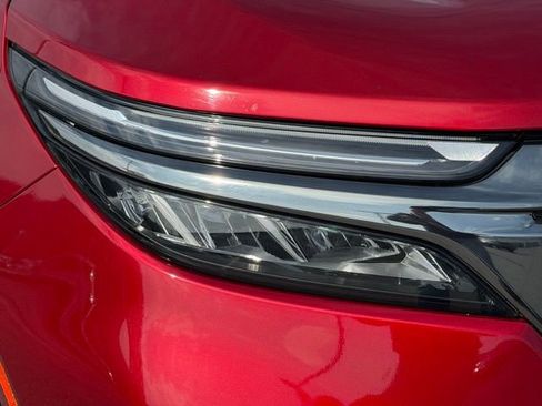 Certified 2023 Chevrolet Equinox RS AWD/4WD image 17