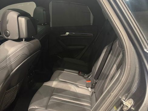 Used 2023 Audi SQ5 Prestige w/ Prestige Package AWD/4WD image 21