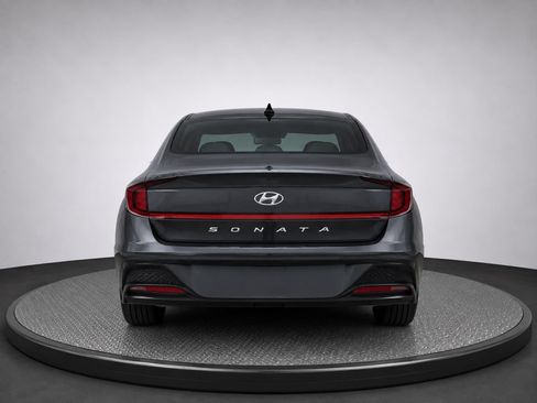 Used 2023 Hyundai Sonata SEL FWD image 6