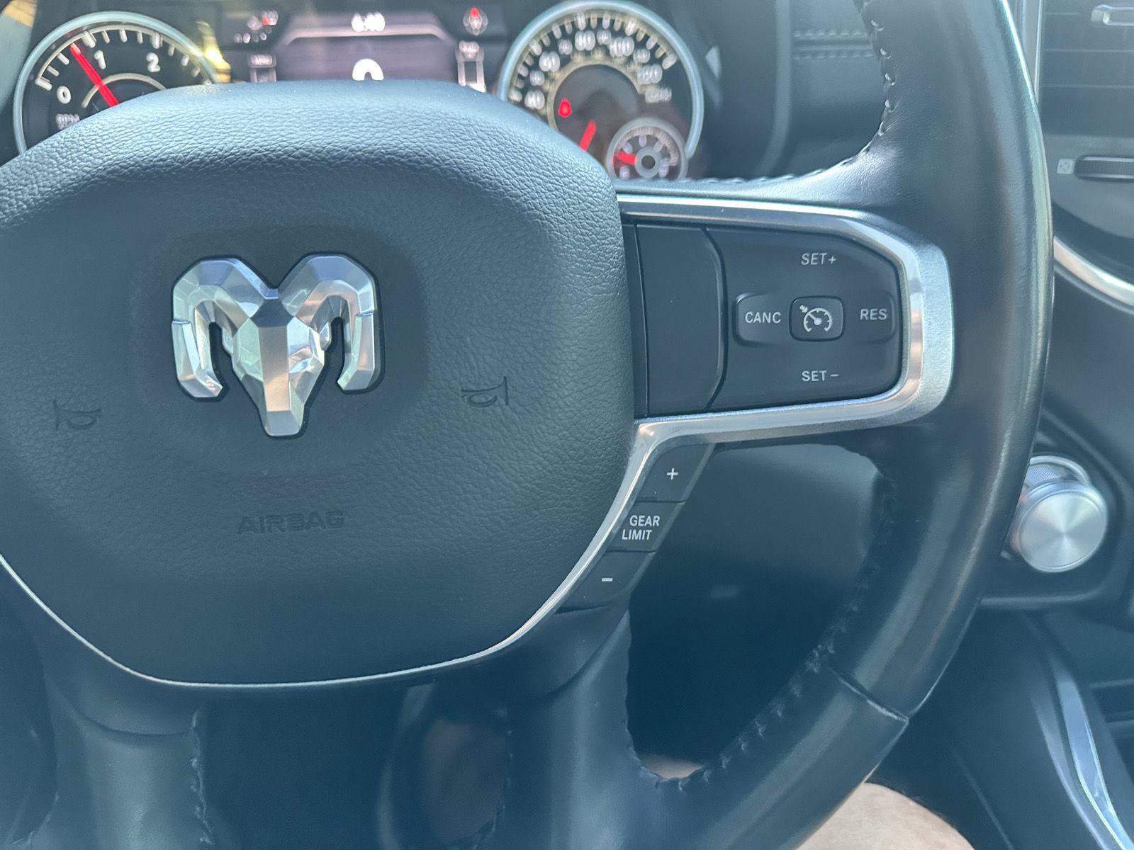 Used 2021 RAM 1500 Laramie w/ Sport Appearance Package AWD/4WD image 30