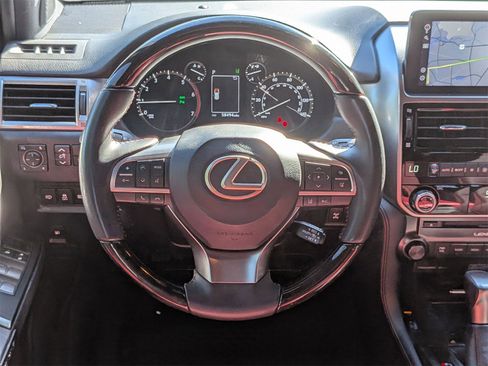 Used 2023 Lexus GX 460 Premium image 32