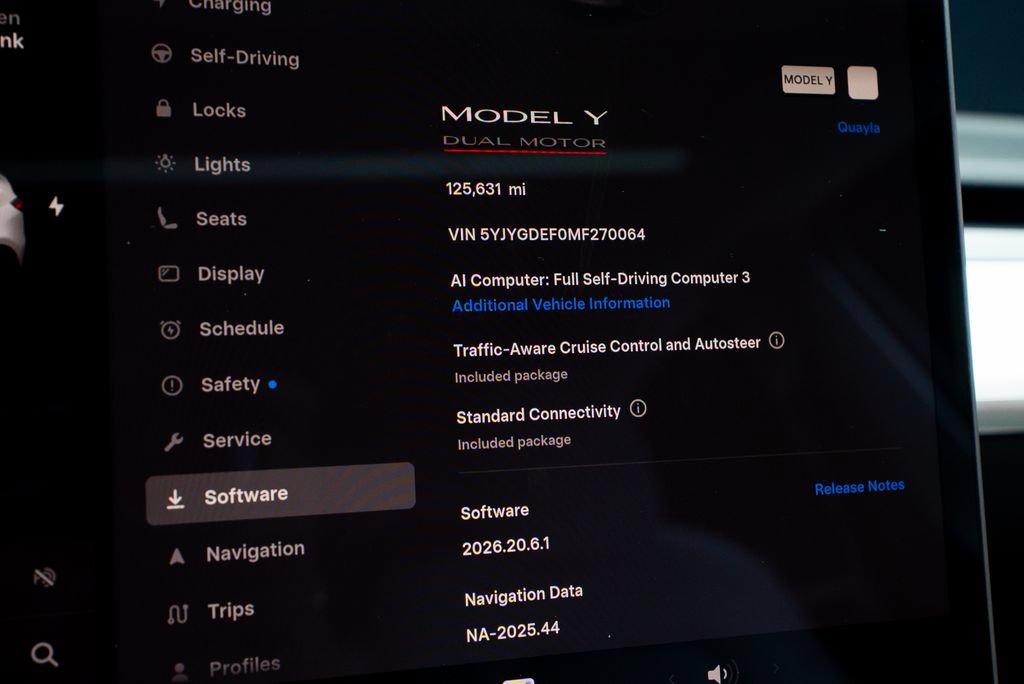 Used 2021 Tesla Model Y Performance AWD/4WD image 32