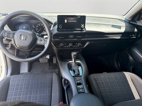 Used 2025 Honda HR-V LX image 16