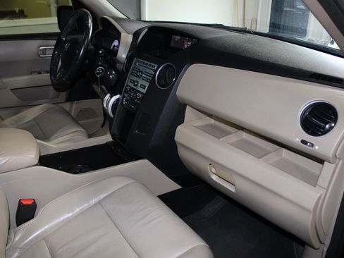 Used 2011 Honda Pilot EX-L image 30