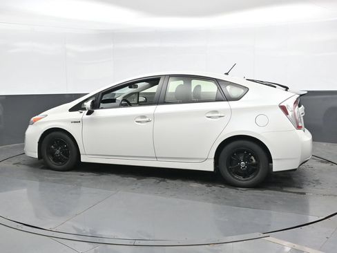 Used 2012 Toyota Prius Two FWD image 7