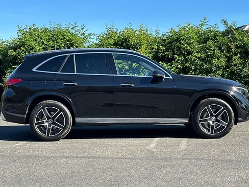 New 2026 Mercedes-Benz GLC 300 4MATIC image 2