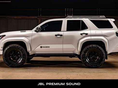 Used 2025 Toyota 4Runner Trailhunter image 6