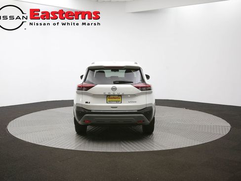 Used 2022 Nissan Rogue SV image 52
