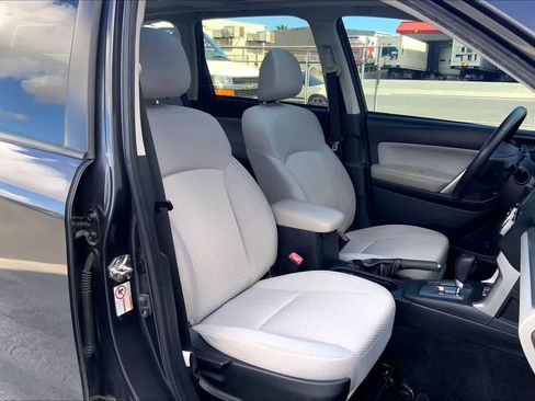 Used 2017 Subaru Forester 2.5i Premium AWD/4WD image 13