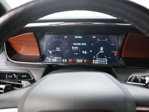 Used 2021 Lincoln Navigator Reserve w/ Luxury Package image 10