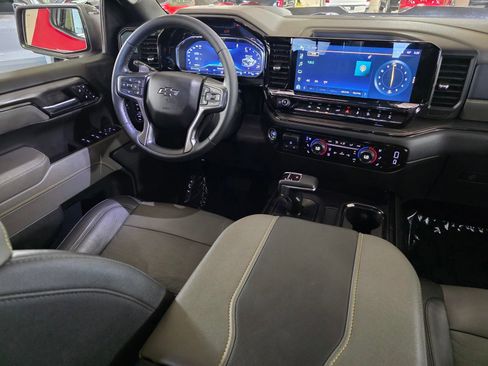 Used 2023 Chevrolet Silverado 1500 ZR2 w/ Technology Package AWD/4WD image 23