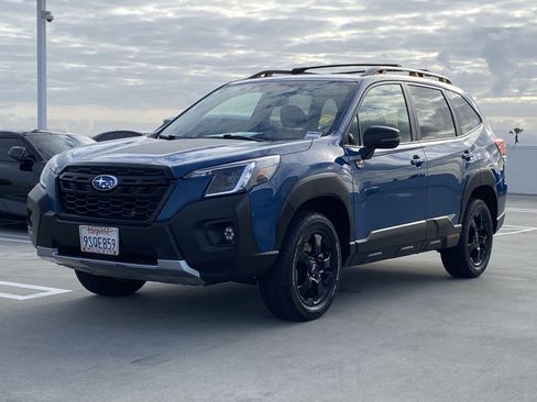 Used 2025 Subaru Forester Wilderness AWD/4WD image 6