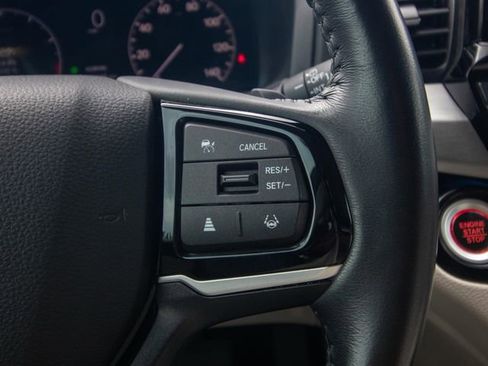 Used 2025 Honda Odyssey Touring image 26