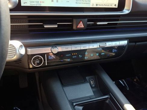 Used 2024 Hyundai Ioniq 6 SEL RWD image 17